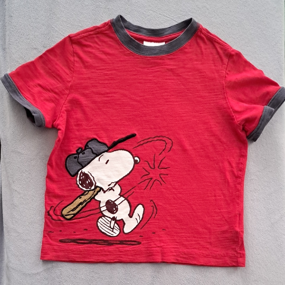 Hanna Andersson Red Peanuts Tee with Heather Blue Trim